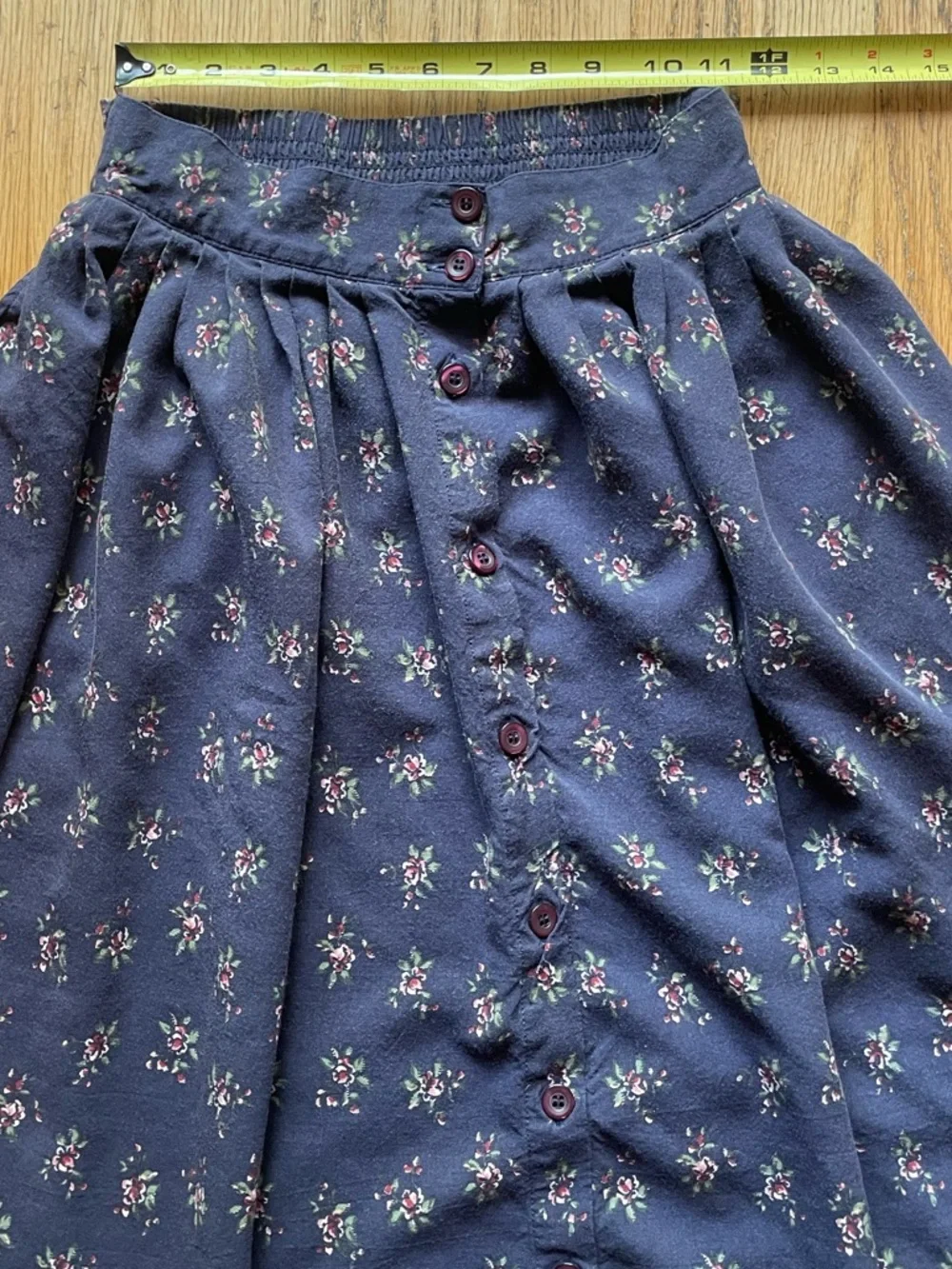 Vintage Kim Roger’s Blue Floral Button-Front Midi Skirt women’s small - Picture 2 of 6